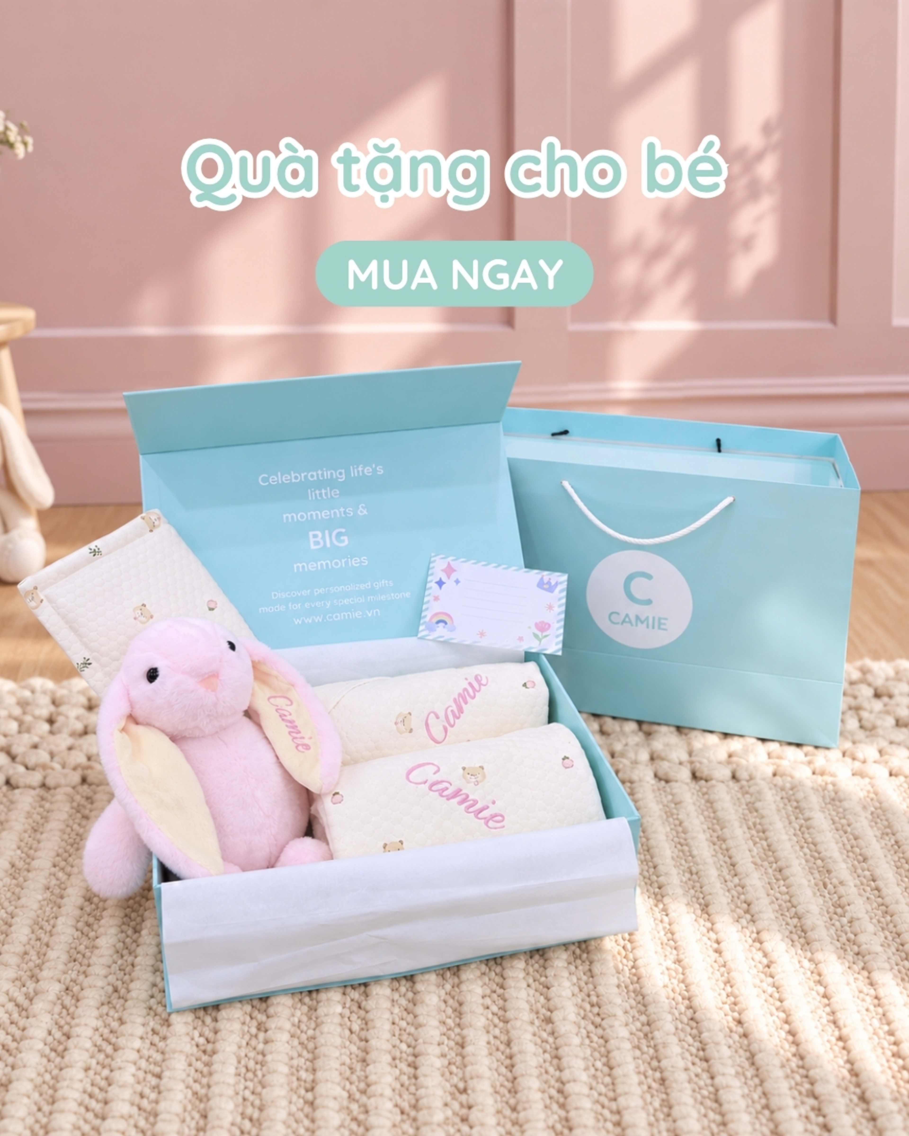 Set quà tặng cho bé cá nhân hóa thêu tên từ Camie